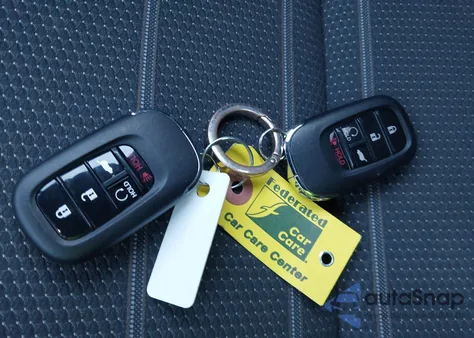 2024 Honda Cr-V Hybrid Sport z USA, uszkodzony, nr VIN 7FARS6H54RE022039